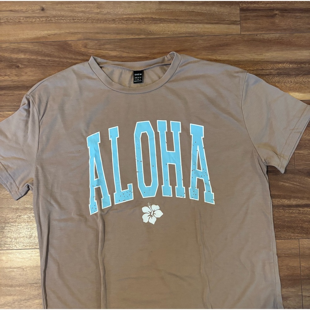 SHEIN Brown Aloha Graphic Tee